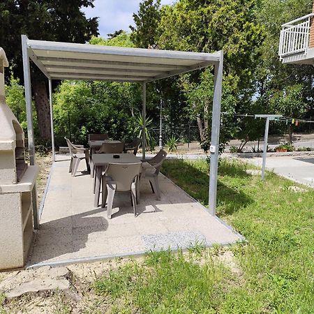 Villa Paoletti, Appartamento Confortevole Nel Cuore Di Gradara Exterior foto