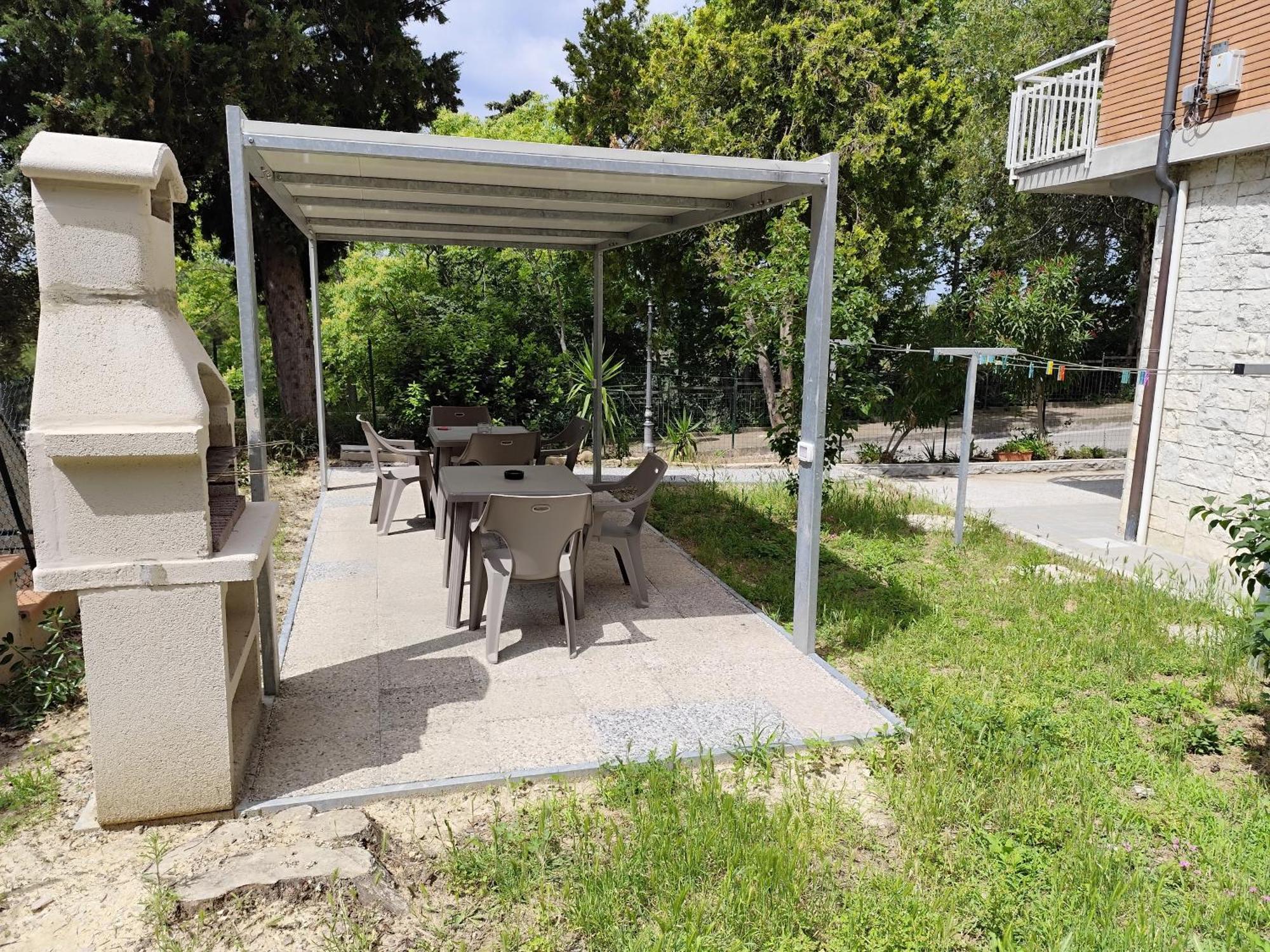Villa Paoletti, Appartamento Confortevole Nel Cuore Di Gradara Exterior foto